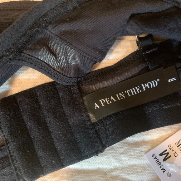 Two Maternity Bras, A Pea in the Pod, Size M, NWT - Picture 14 of 16